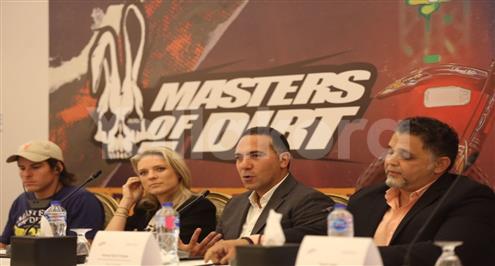 يقام لأول مرة في مصر.. مكادي هايتس تستضيف عرض Masters of Dirt (فيديو)